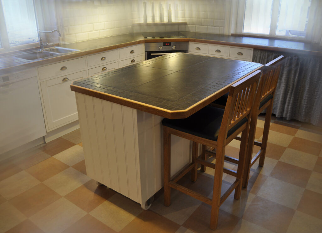 Mobile kitchen island