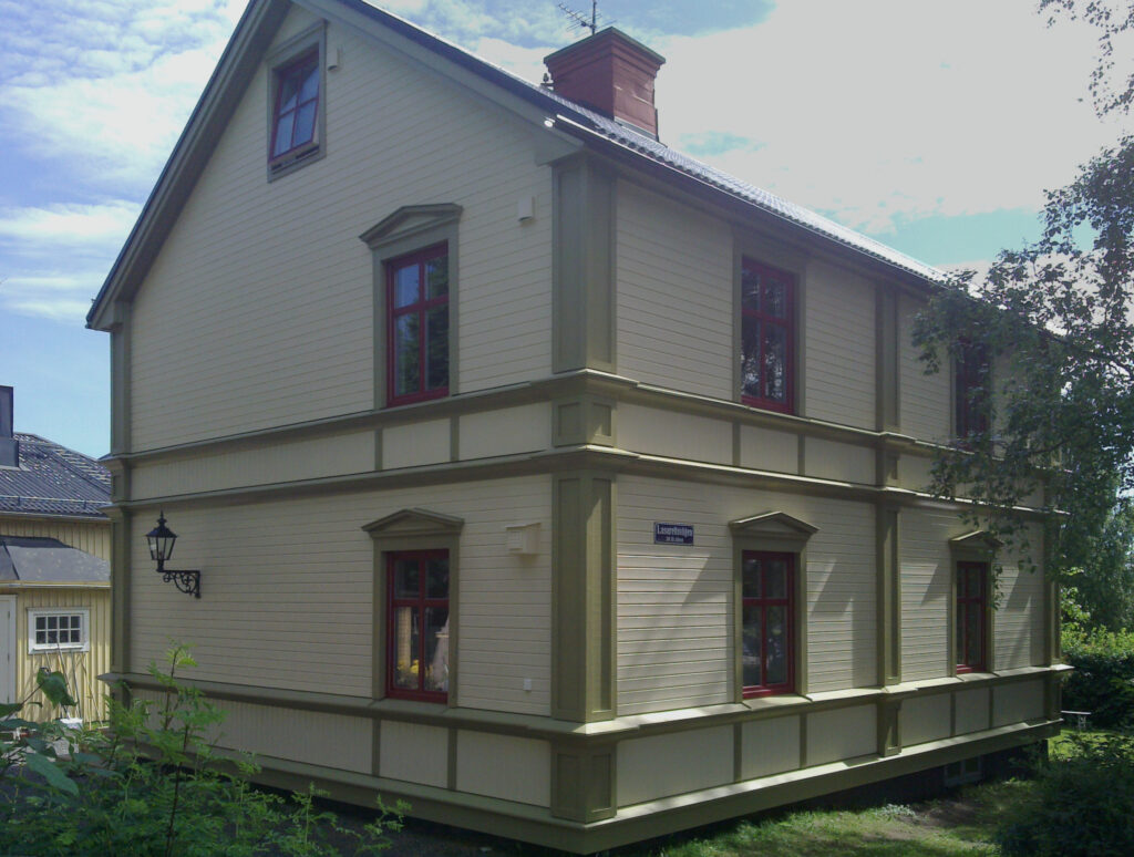 House facade after makeover into late 19th century style